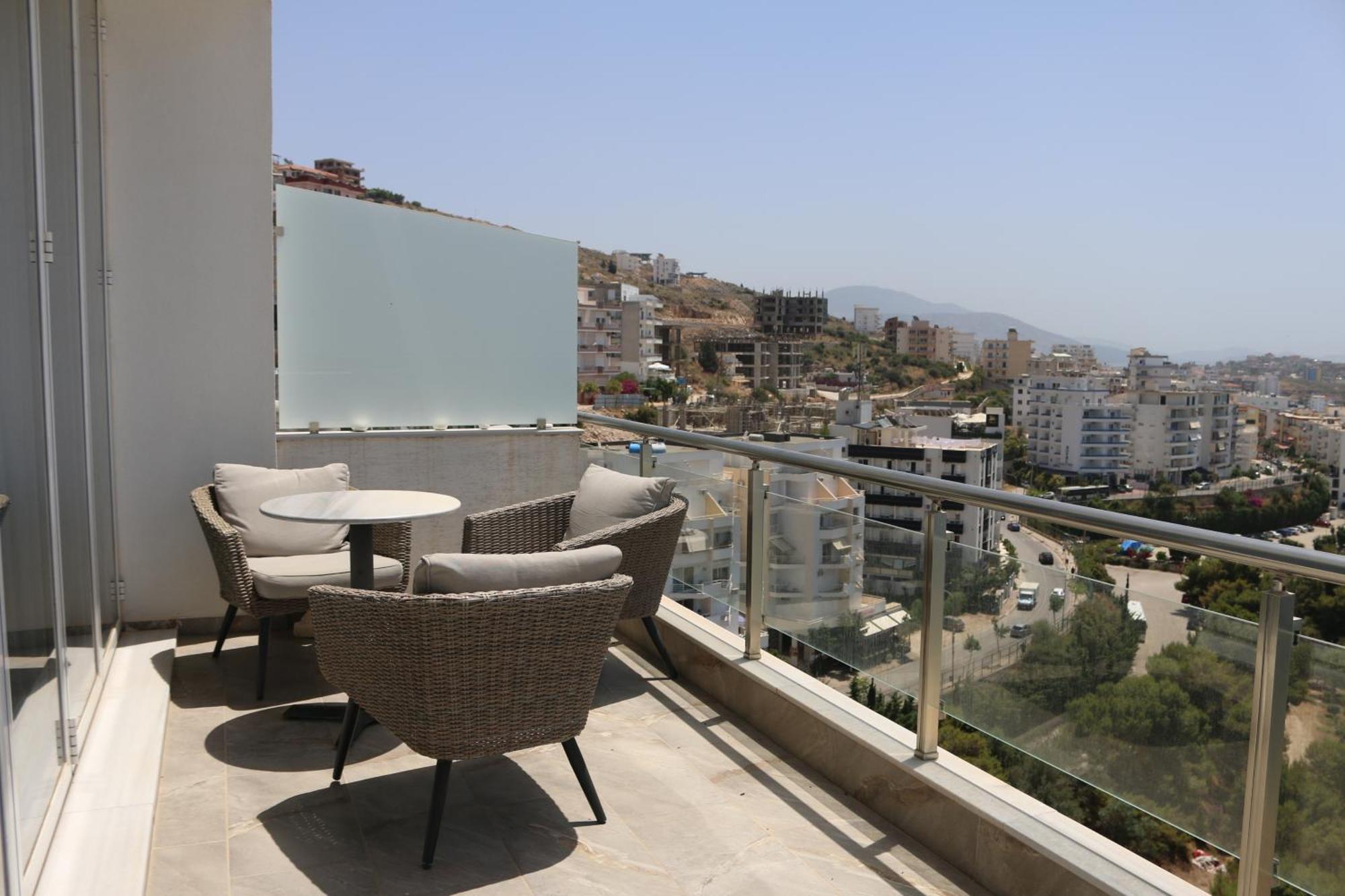 Apartamento Infinity Sea View Penthouse Sarandë Exterior foto